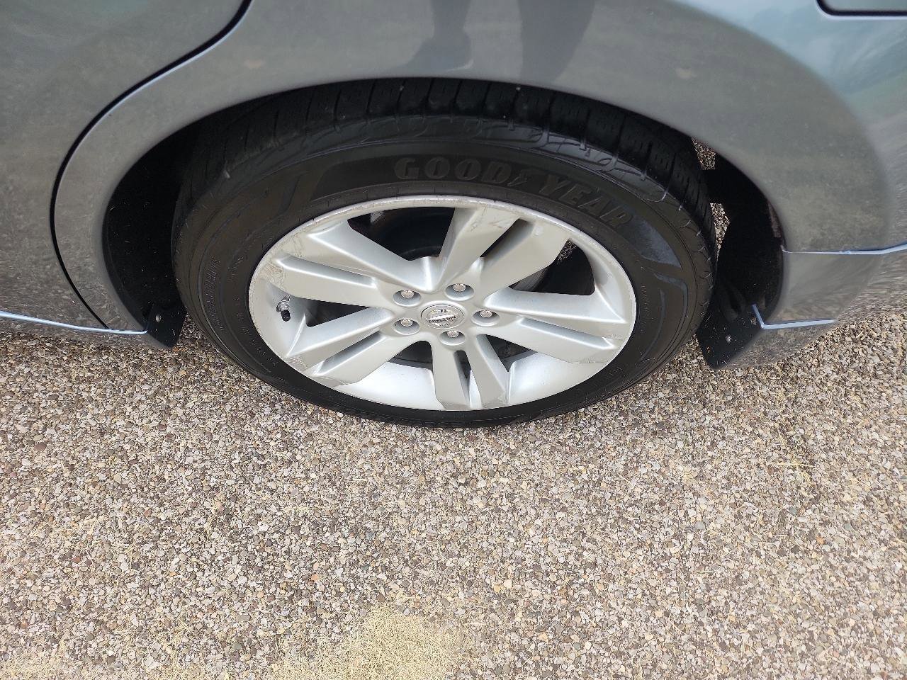 Used 2011 Nissan Altima 3.5 SR w/ 3.5SR Premium Pkg image 13