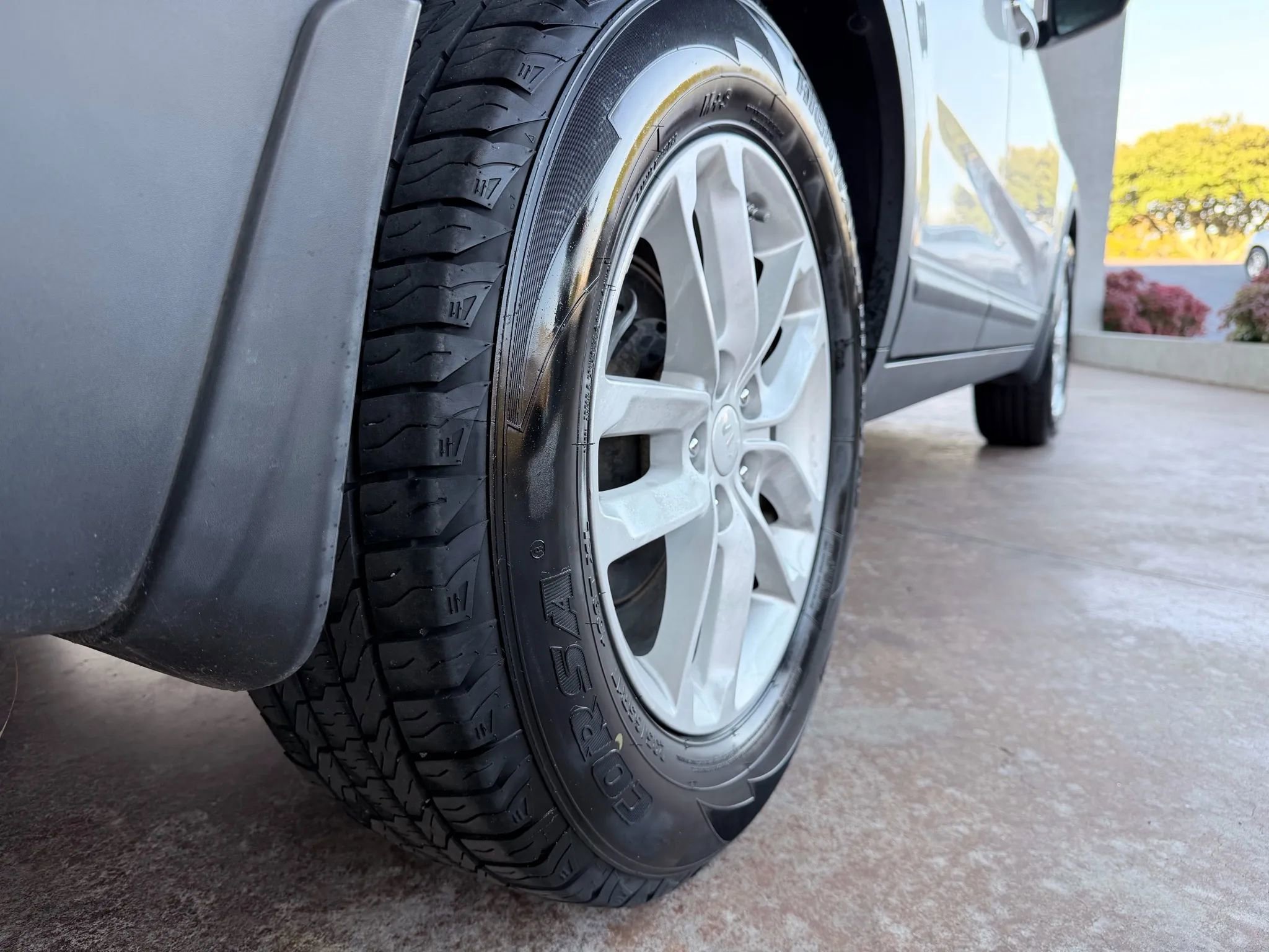 Used 2015 Kia Sorento LX image 28