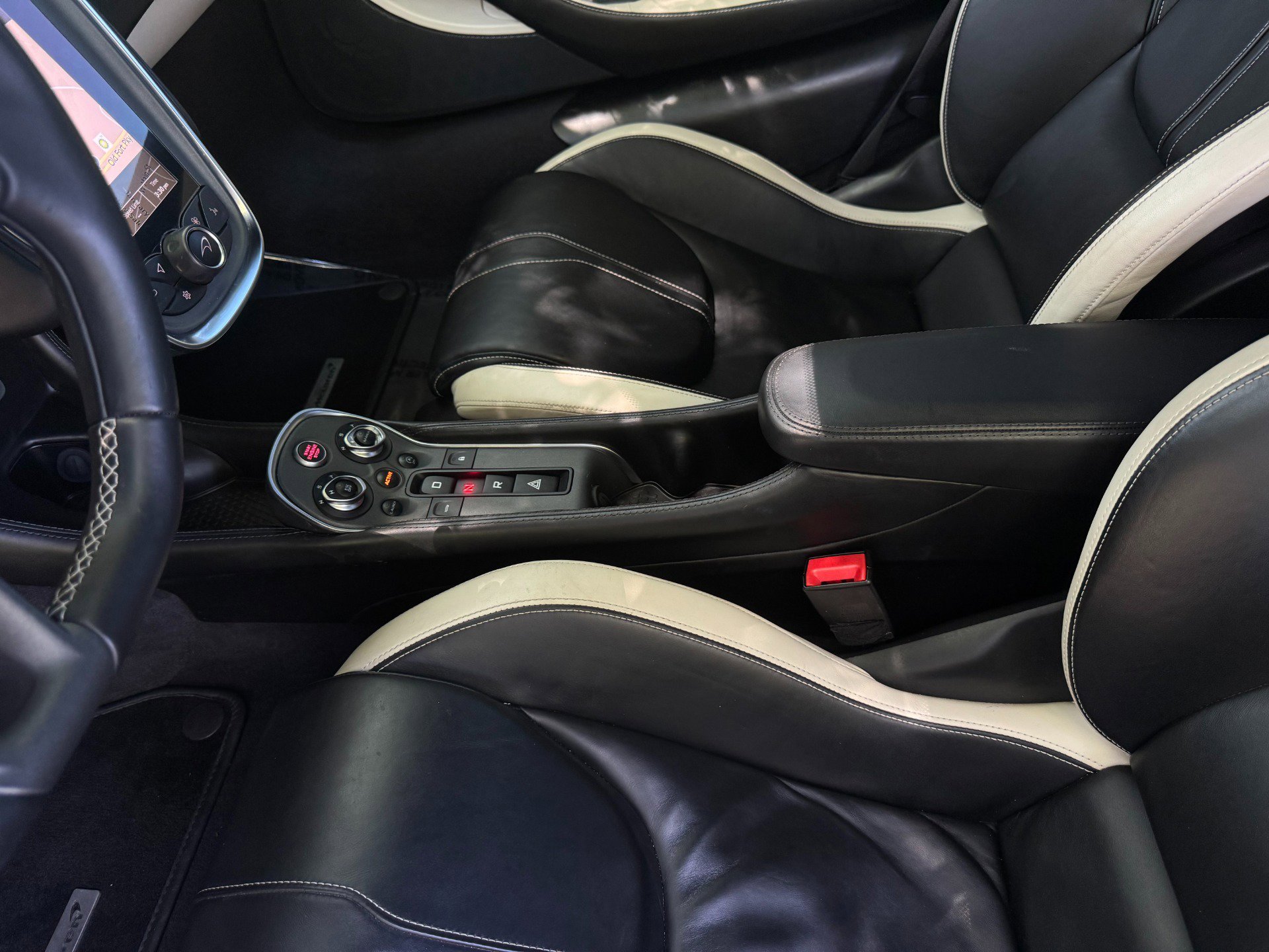 Used 2017 McLaren 570S Coupe image 20