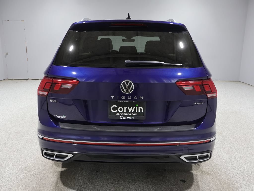 Used 2022 Volkswagen Tiguan SEL R-Line AWD/4WD image 3