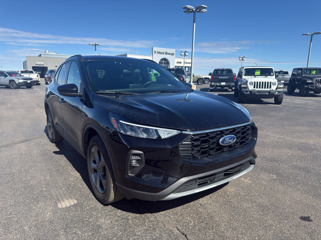 Used 2025 Ford Escape ST-Line Select image 3