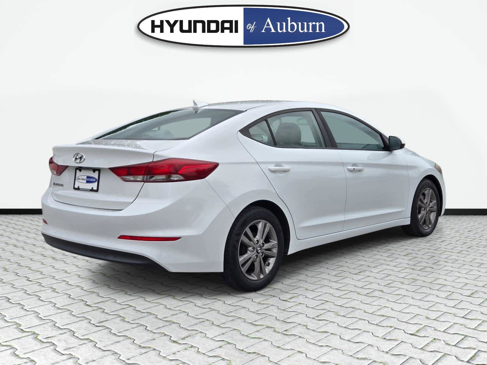Used 2017 Hyundai Elantra SE w/ SE A/T Tech Package 03 FWD image 5