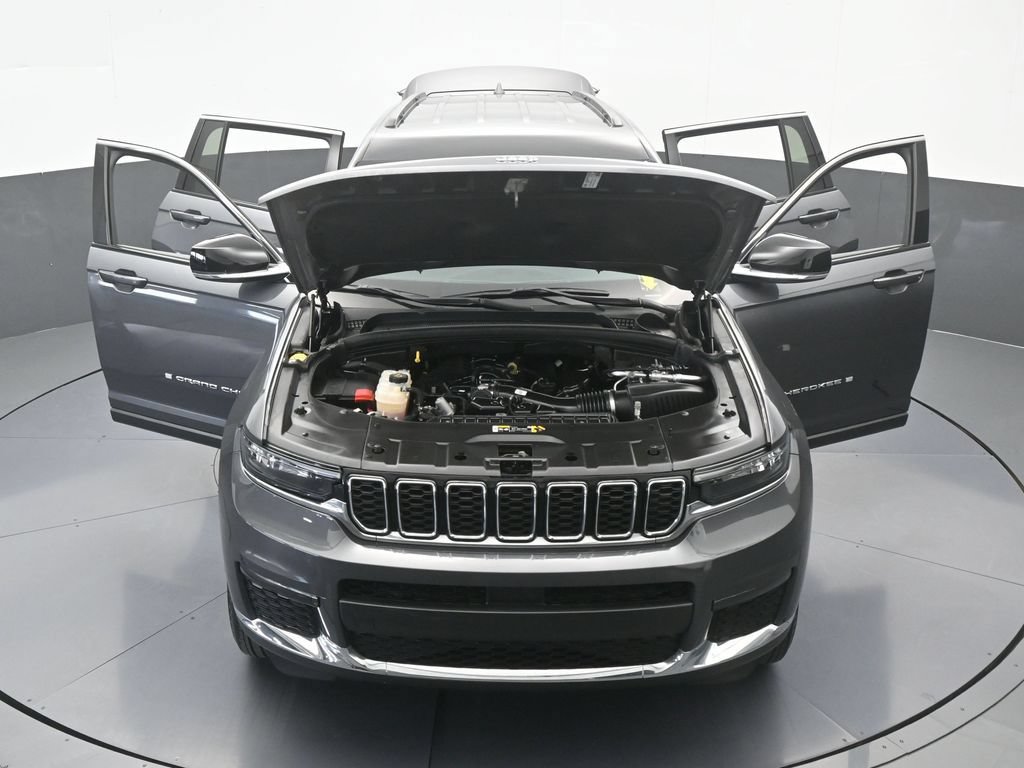 Used 2022 Jeep Grand Cherokee L Limited RWD image 65