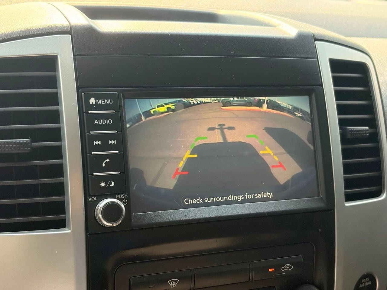 Used 2019 Nissan Frontier SV RWD image 17