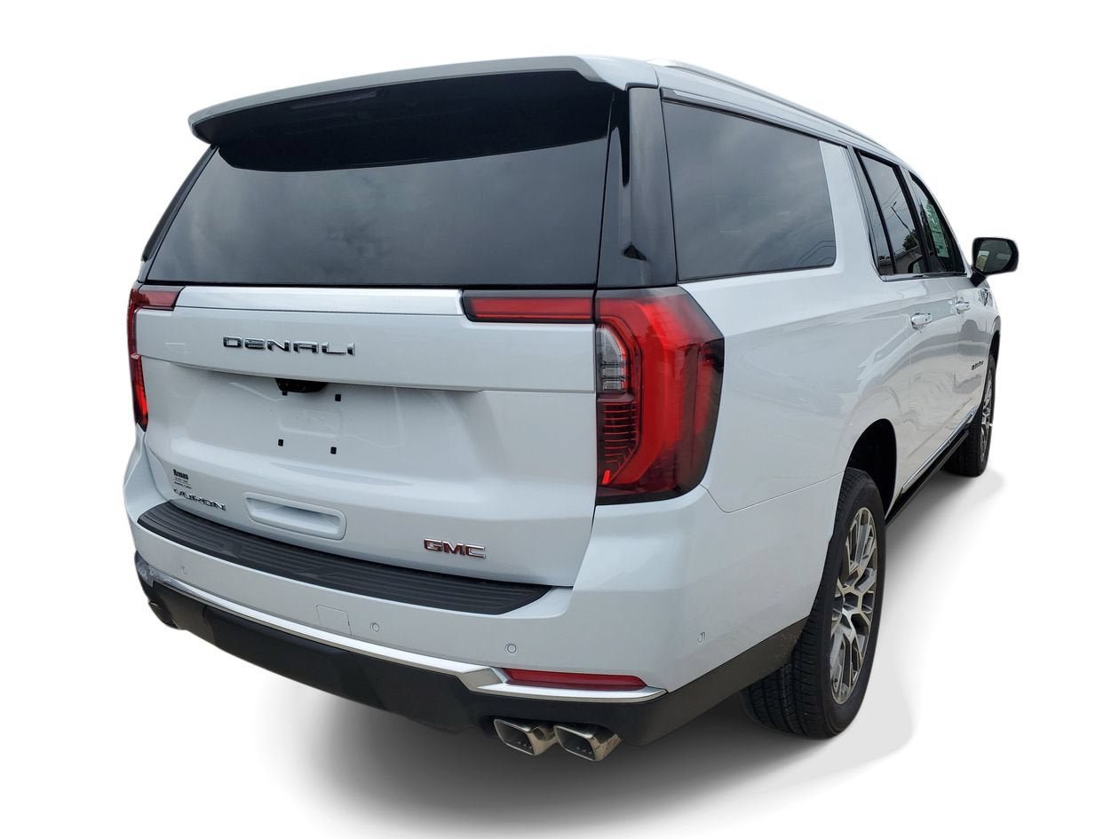 New 2026 GMC Yukon XL Denali w/ Denali Reserve Package AWD/4WD image 5