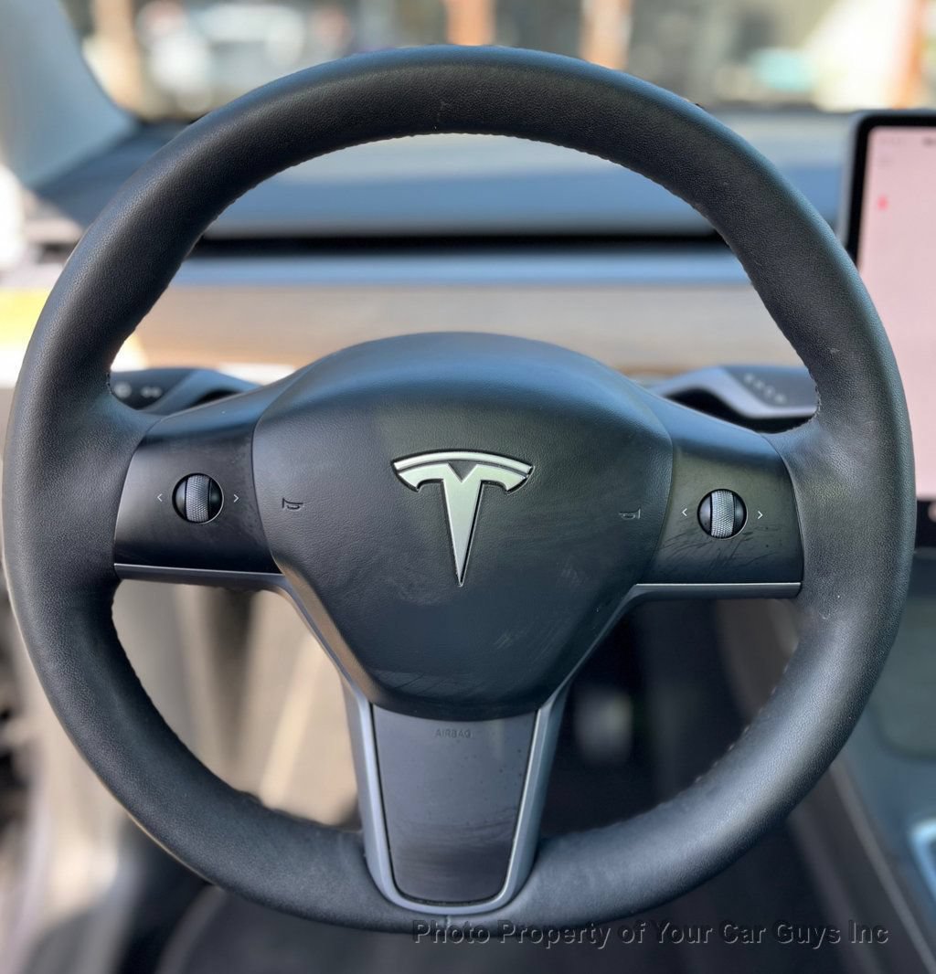 Used 2023 Tesla Model Y AWD image 16