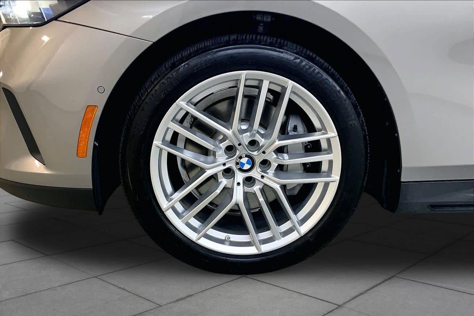 Certified 2024 BMW 530i xDrive w/ Premium Package AWD/4WD image 10