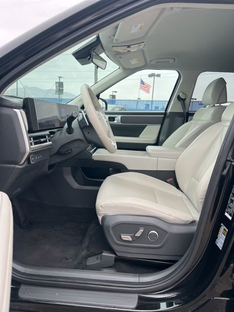 Used 2025 Hyundai Santa Fe SEL image 24