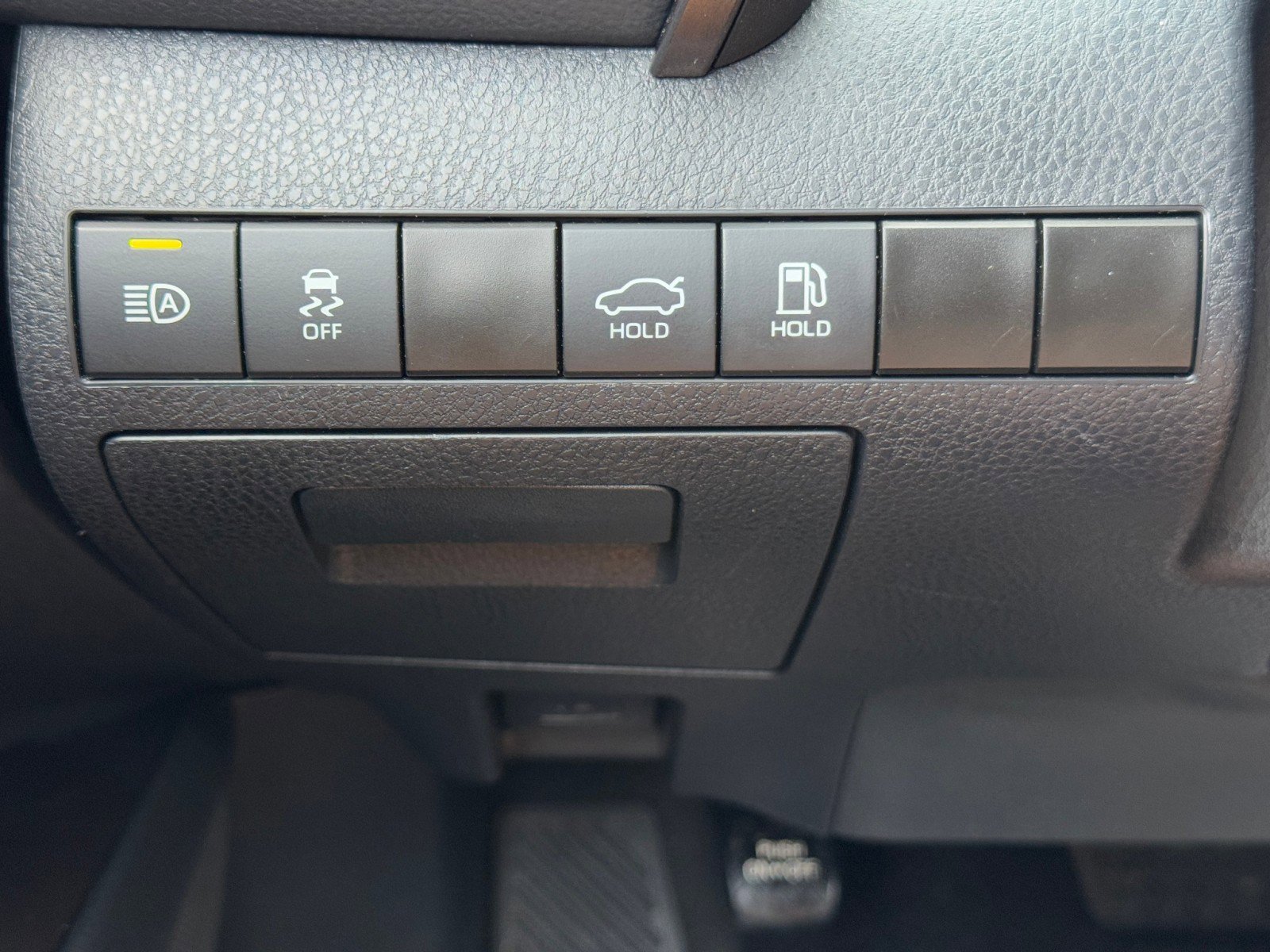 Used 2024 Toyota Camry LE image 15