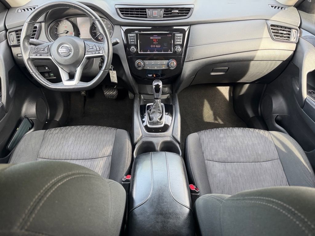 Used 2019 Nissan Rogue S w/ Special Edition Package FWD image 16