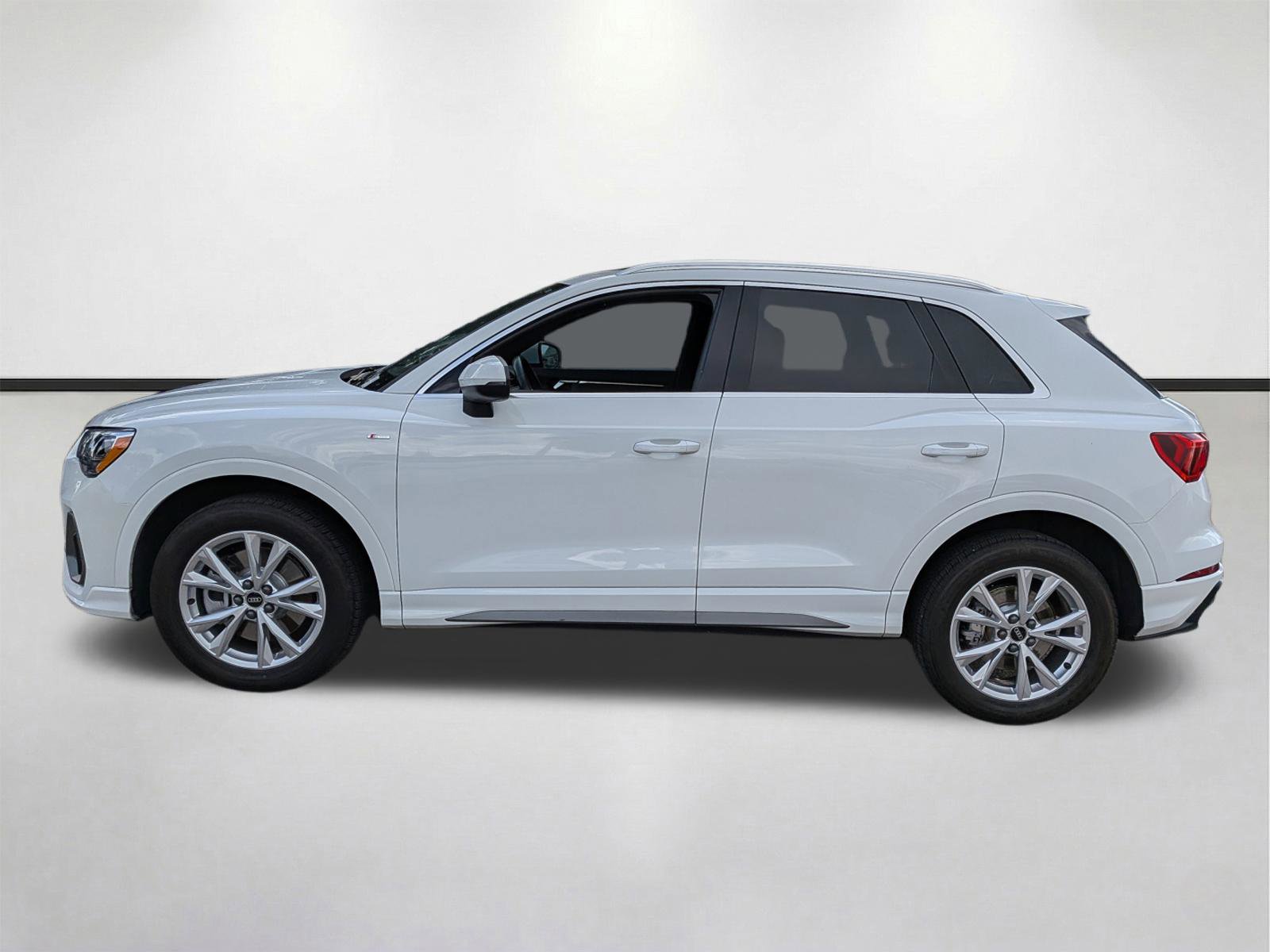 Used 2022 Audi Q3 2.0T Premium AWD/4WD image 7
