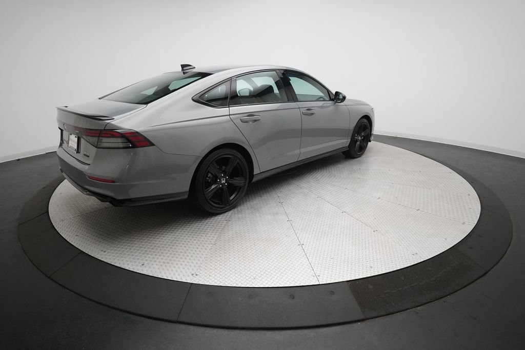Used 2024 Honda Accord Sport image 35