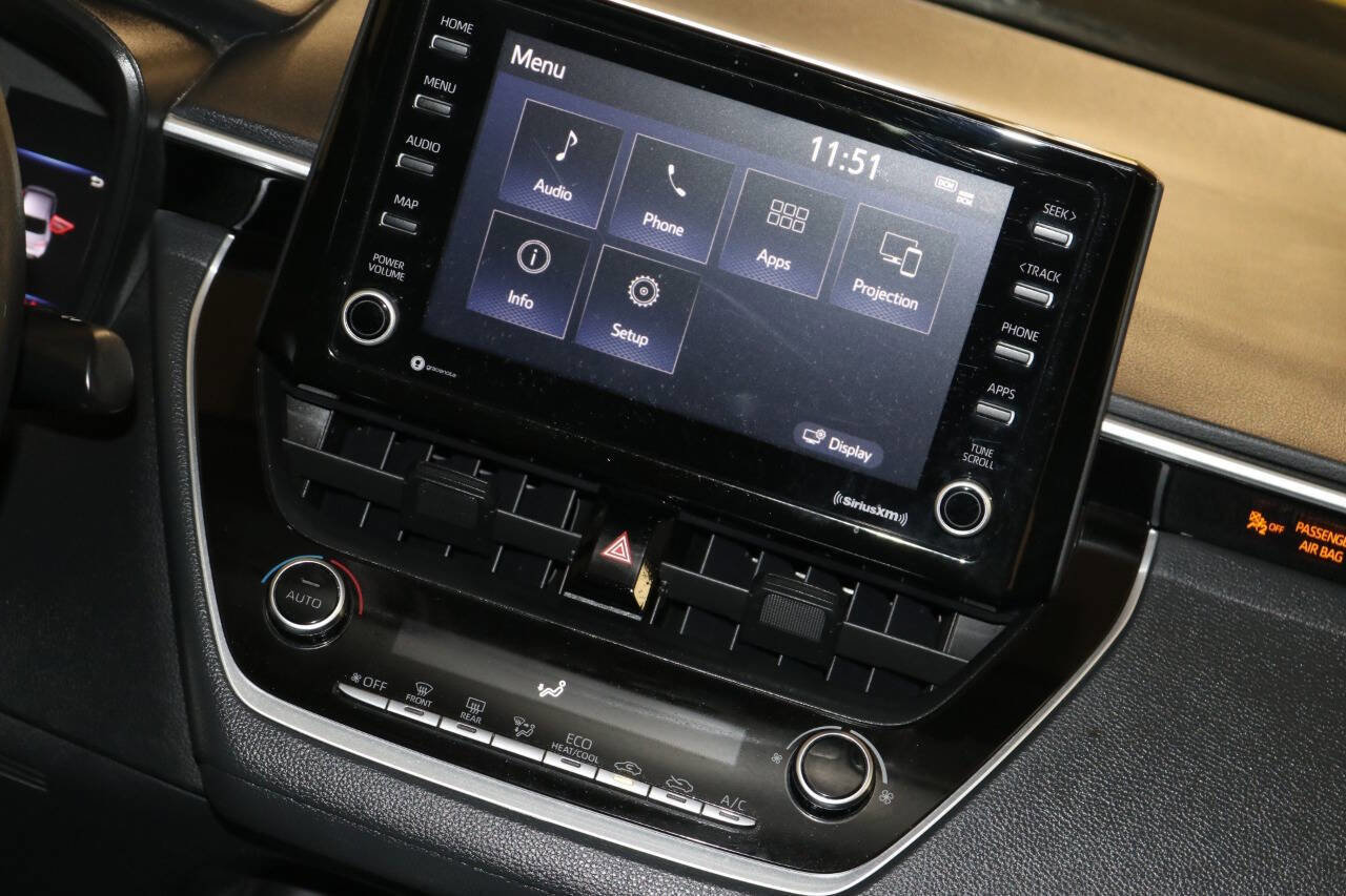 Used 2022 Toyota Corolla LE image 51