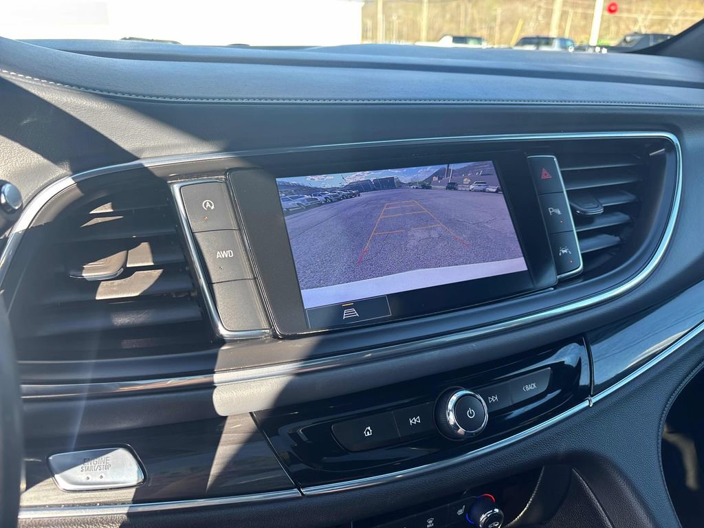 Used 2023 Buick Enclave Essence w/ Experience Buick Package AWD/4WD image 17