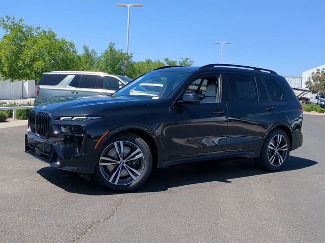 Used 2025 BMW X7 xDrive40i w/ M Sport Package AWD/4WD video 2
