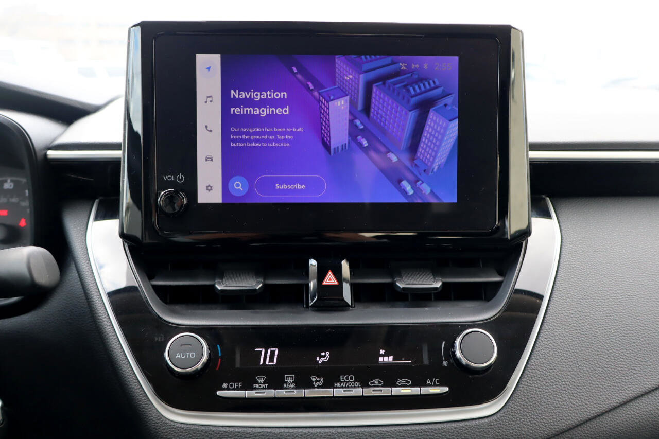 Used 2024 Toyota Corolla LE image 33