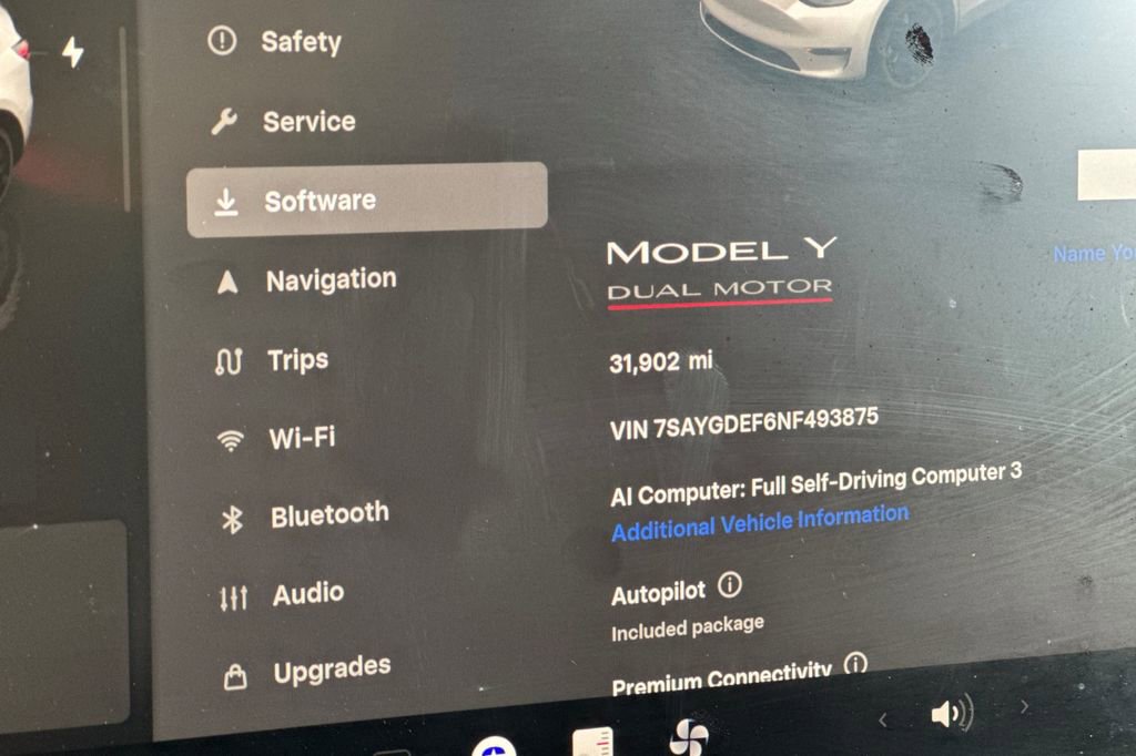 Used 2022 Tesla Model Y Performance AWD/4WD image 25