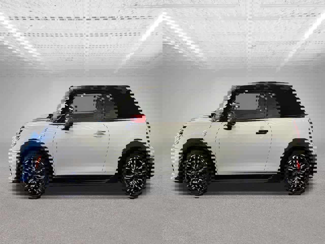 New 2026 MINI Cooper S image 2
