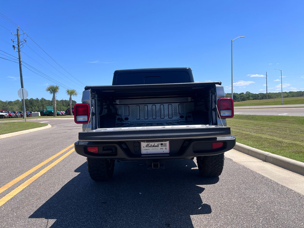 Used 2021 Jeep Gladiator Sport image 8