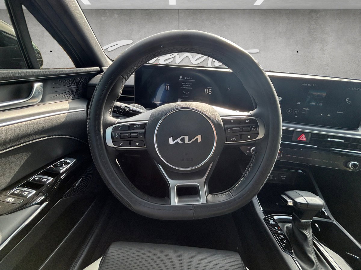 Used 2025 Kia K5 GT-Line w/ GT-Line Premium Package image 23
