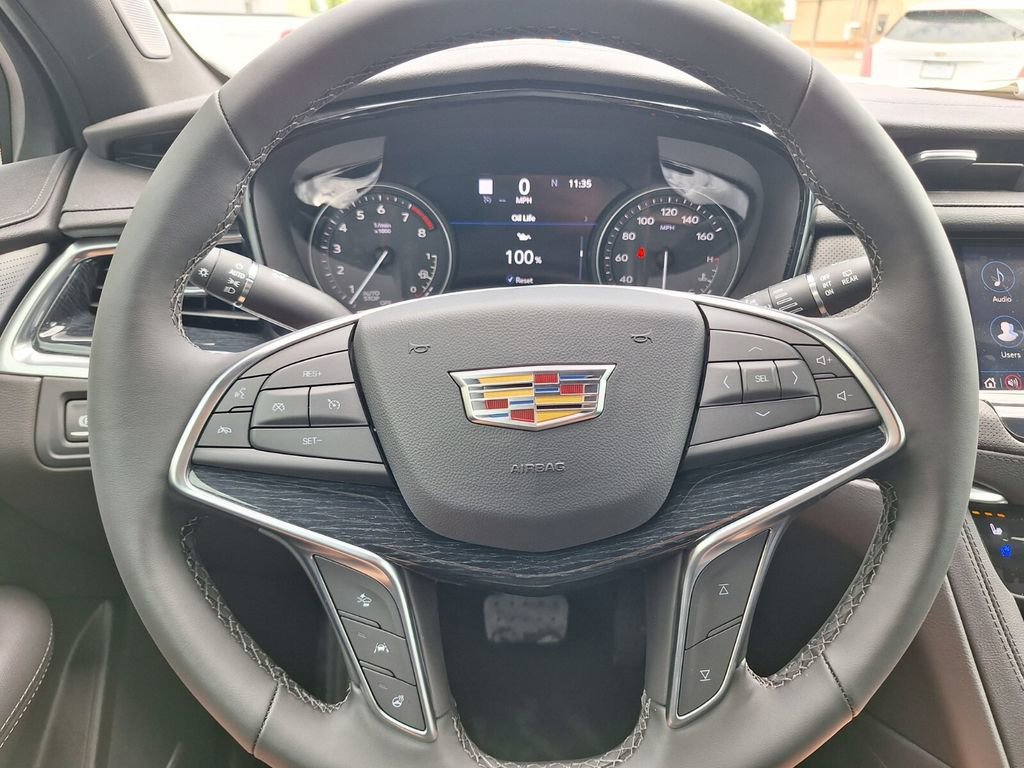 New 2026 Cadillac XT5 Premium Luxury w/ LPO, ONYX Package FWD image 18