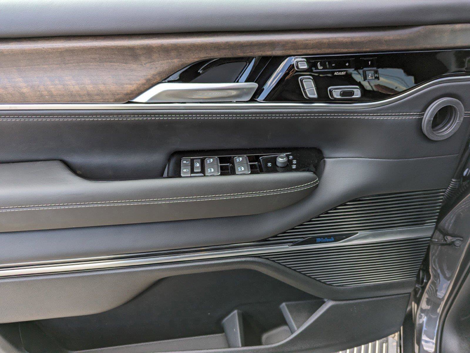 New 2024 Jeep Grand Wagoneer Series I w/ Convenience Group III image 16