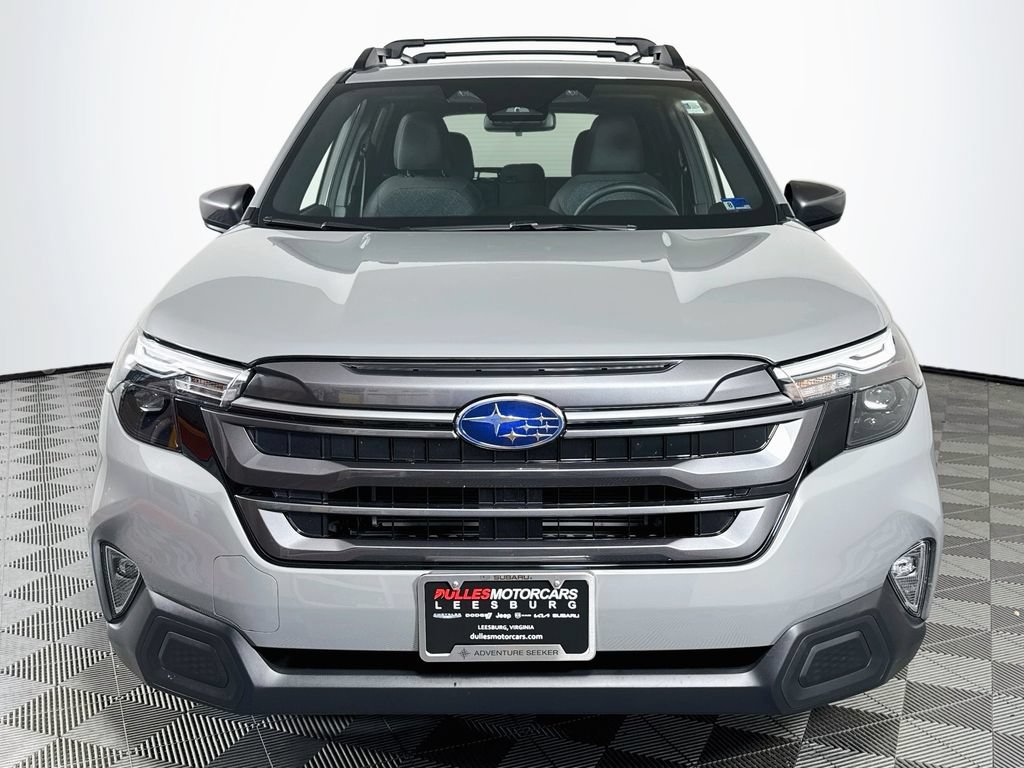 Used 2026 Subaru Forester Touring AWD/4WD image 2