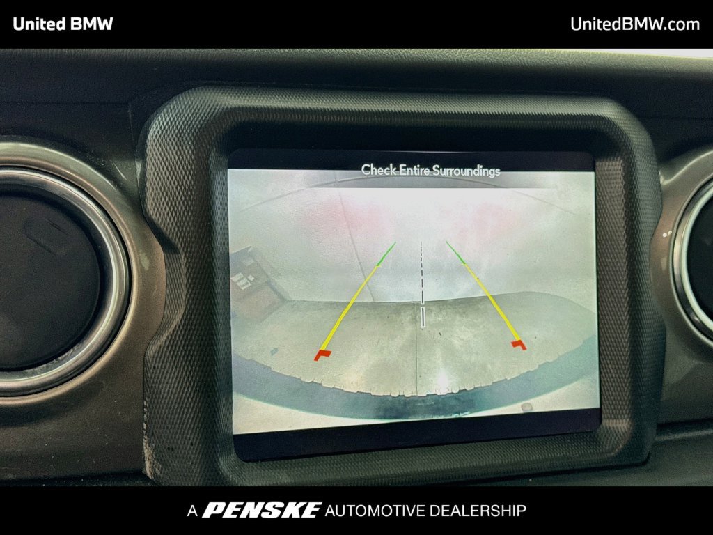 Used 2021 Jeep Wrangler Unlimited Sahara AWD/4WD image 16