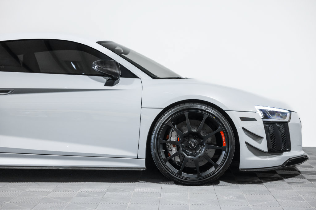Used 2018 Audi R8 V10 plus AWD/4WD image 7