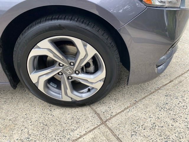 Used 2020 Honda Accord EX image 24