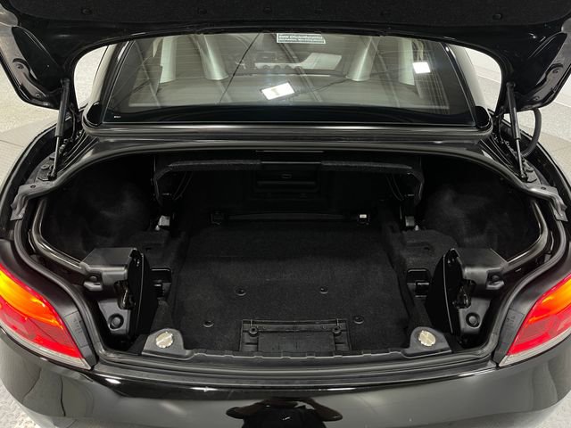 Used 2015 BMW Z4 sDrive28i image 25