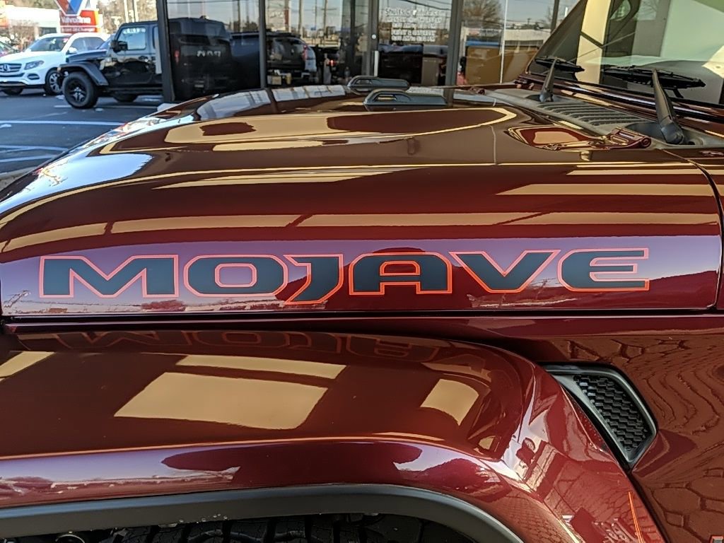 Used 2021 Jeep Gladiator Mojave w/ Cold Weather Group image 10