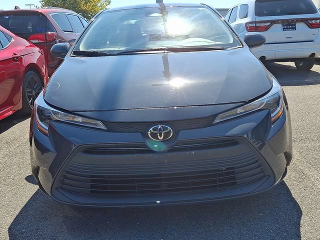 Used 2024 Toyota Corolla LE FWD image 2
