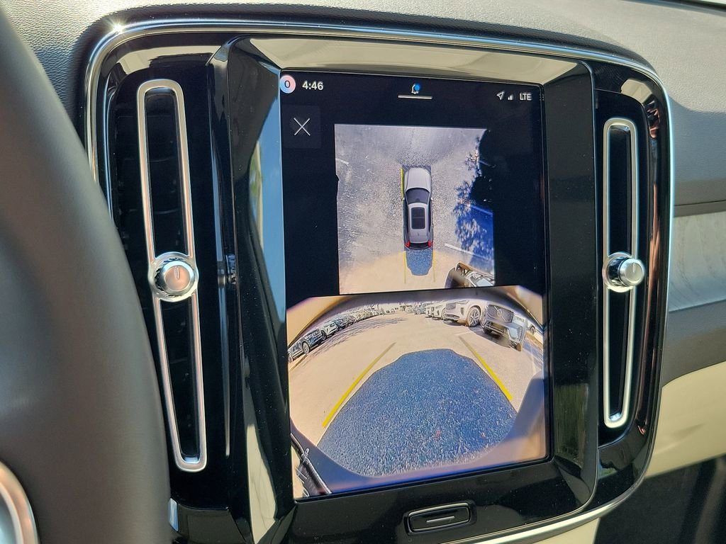 New 2026 Volvo XC40 B5 Plus w/ Protection Package Premier AWD/4WD image 10