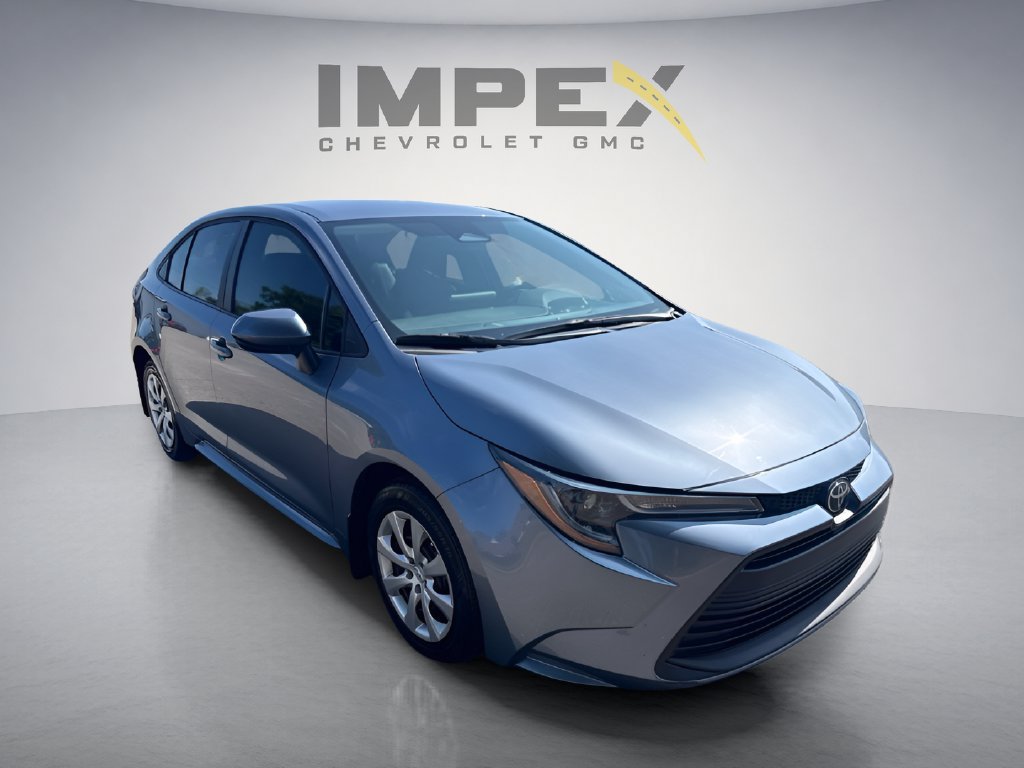 Used 2026 Toyota Corolla LE FWD image 7