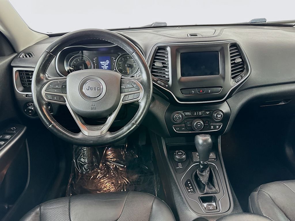 Certified 2020 Jeep Cherokee Latitude Lux w/ Quick Order Package 26H Lux image 33