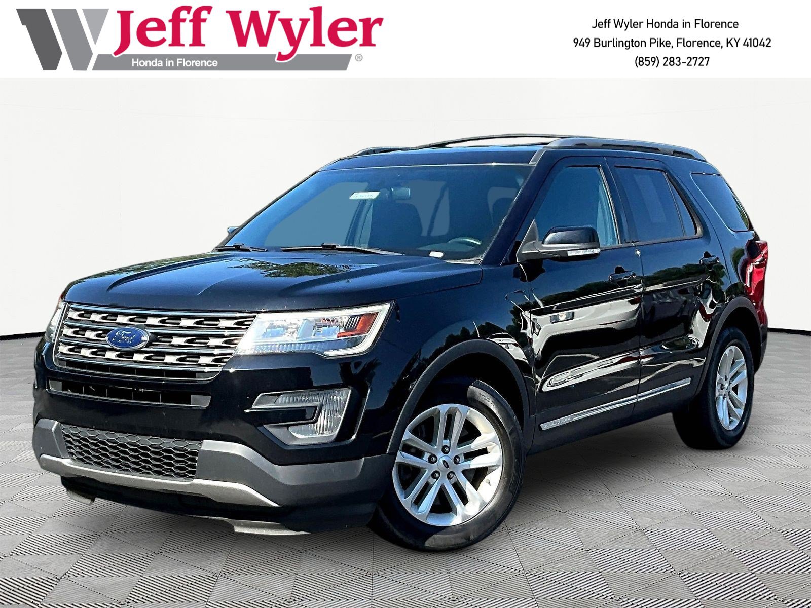 Used 2017 Ford Explorer XLT