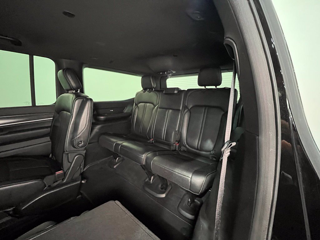 Used 2024 Jeep Wagoneer Series II AWD/4WD image 19