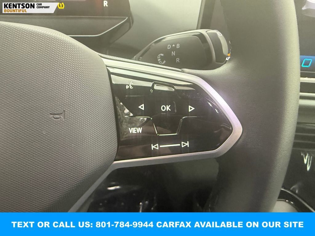 Used 2025 Volkswagen ID.4 Pro image 16