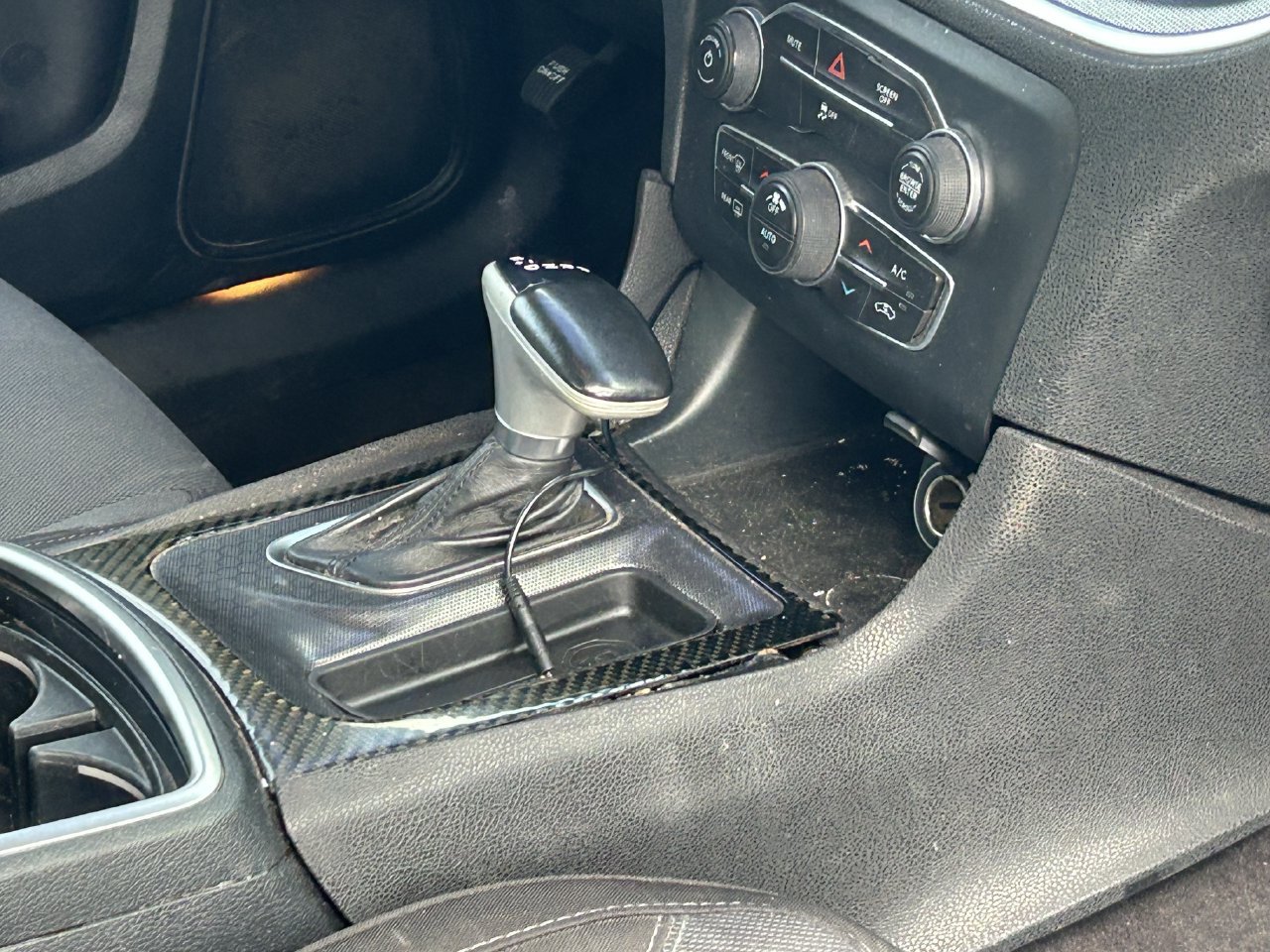 Used 2017 Dodge Charger SXT RWD image 10