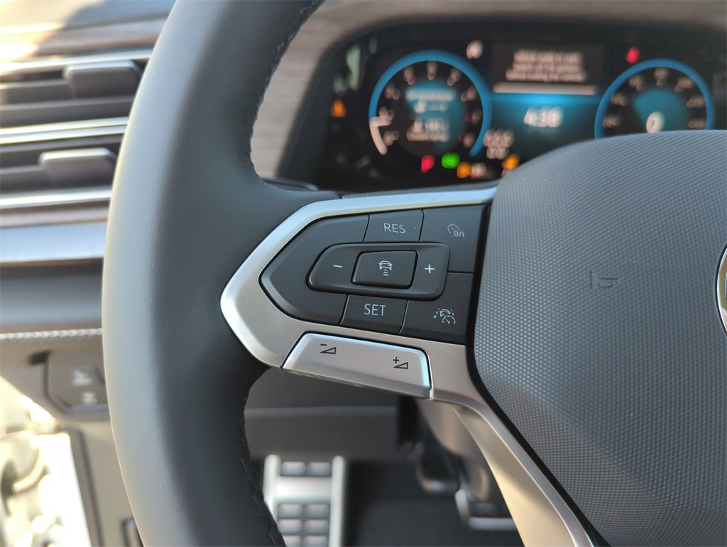 New 2026 Volkswagen Atlas SEL Premium R-Line image 41