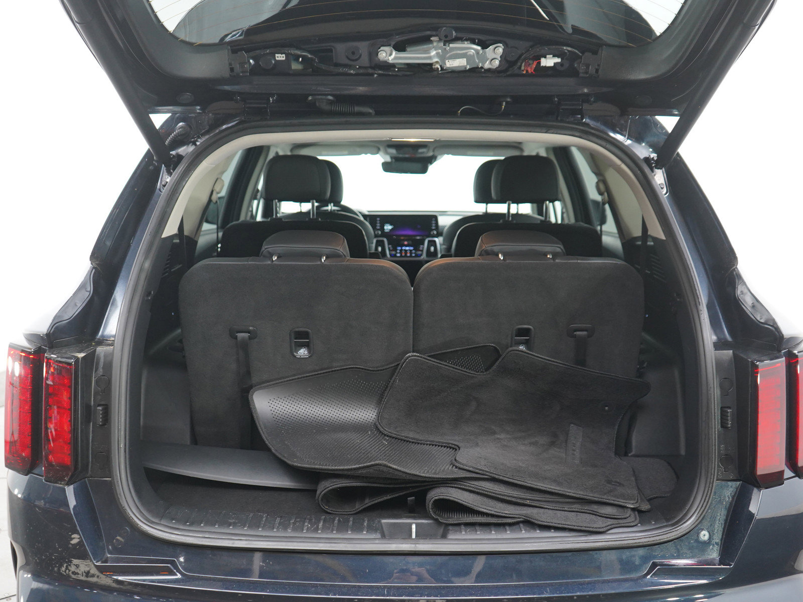 Used 2023 Kia Sorento EX AWD/4WD image 17