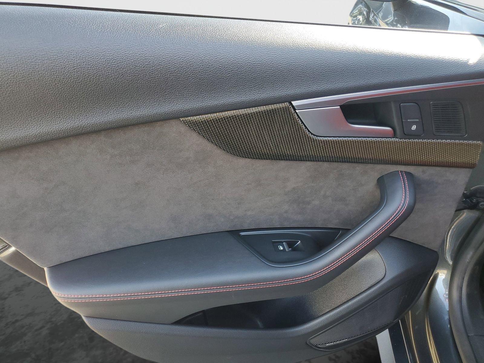 Used 2019 Audi S5 Premium Plus w/ Premium Plus image 17