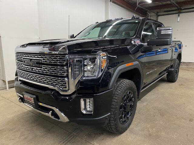 Used 2021 GMC Sierra 3500 Denali w/ Denali Black Diamond Edition image 8