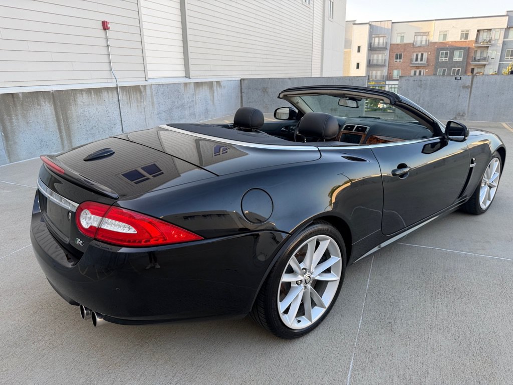 Used 2010 Jaguar XKR R RWD image 3