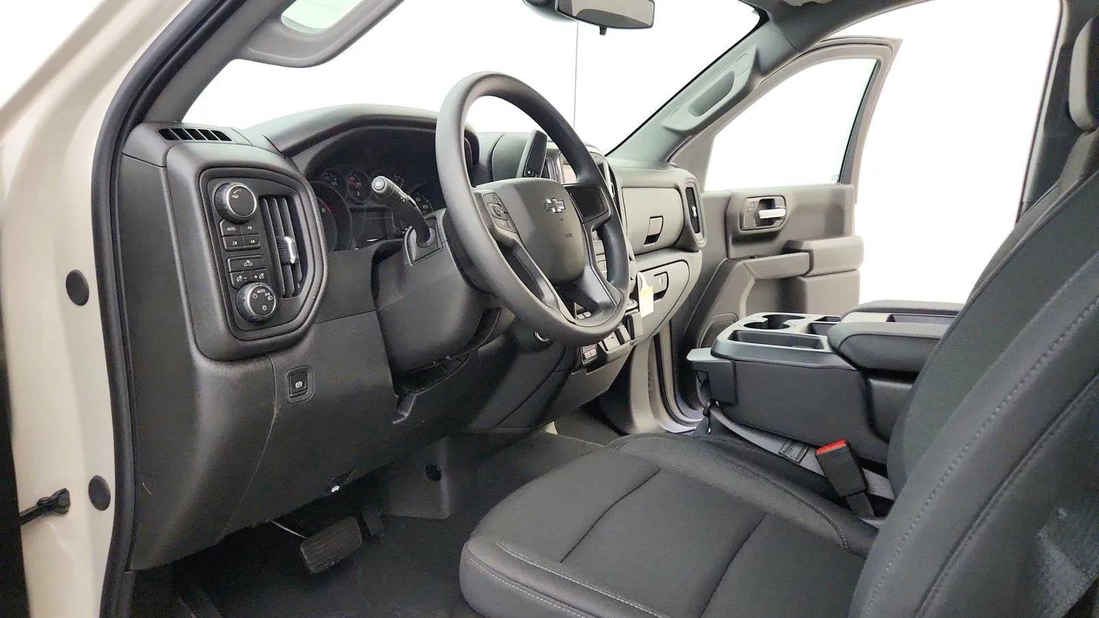 New 2026 Chevrolet Silverado 1500 Custom Trail Boss AWD/4WD image 16