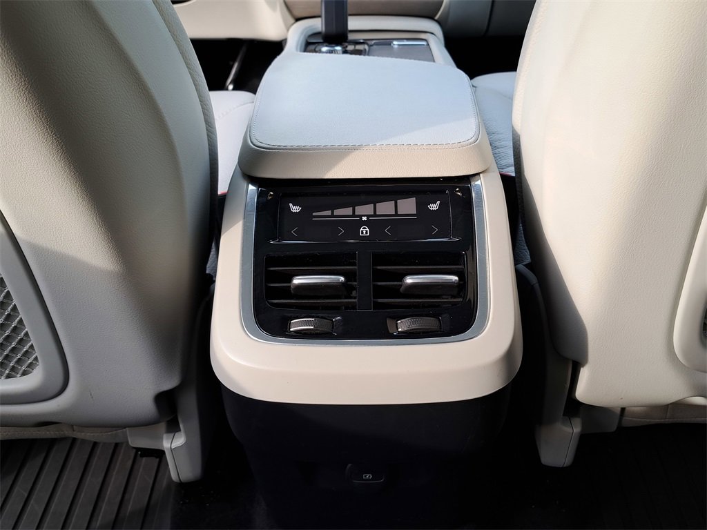 Used 2024 Volvo XC90 B5 Plus w/ Protection Package image 26
