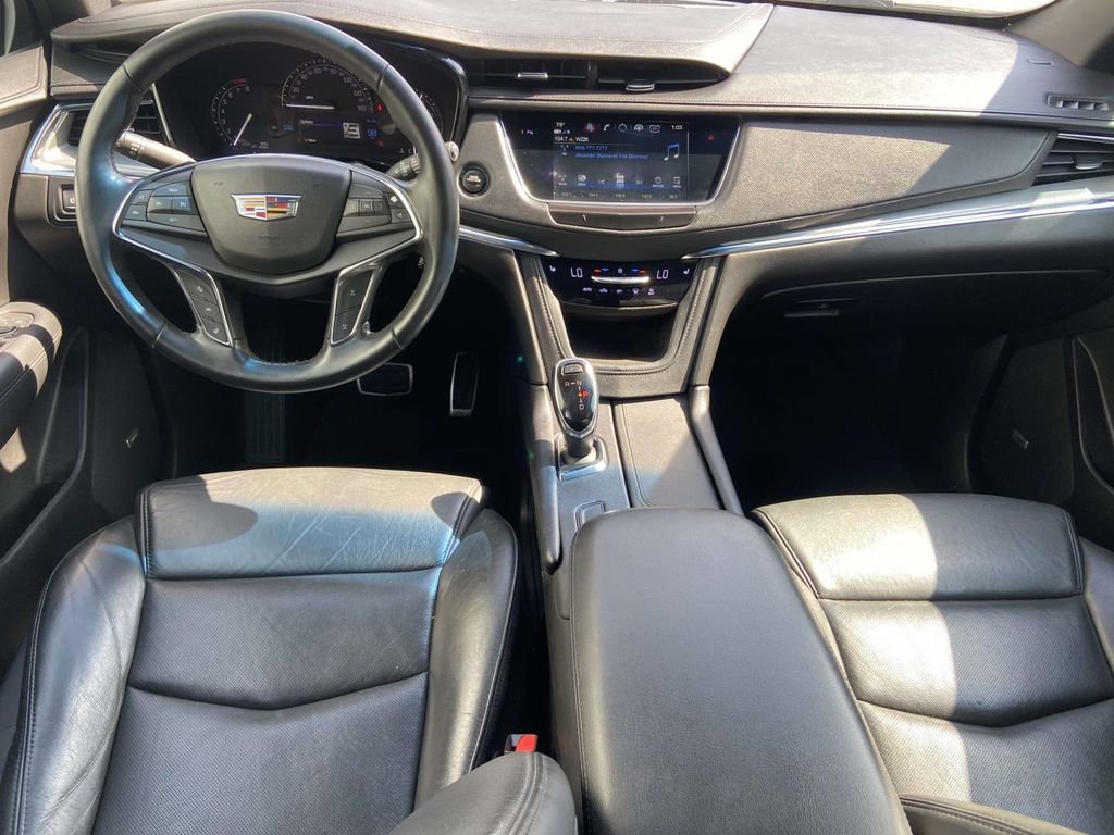 Used 2019 Cadillac XT5 Luxury w/ Sport Package image 12