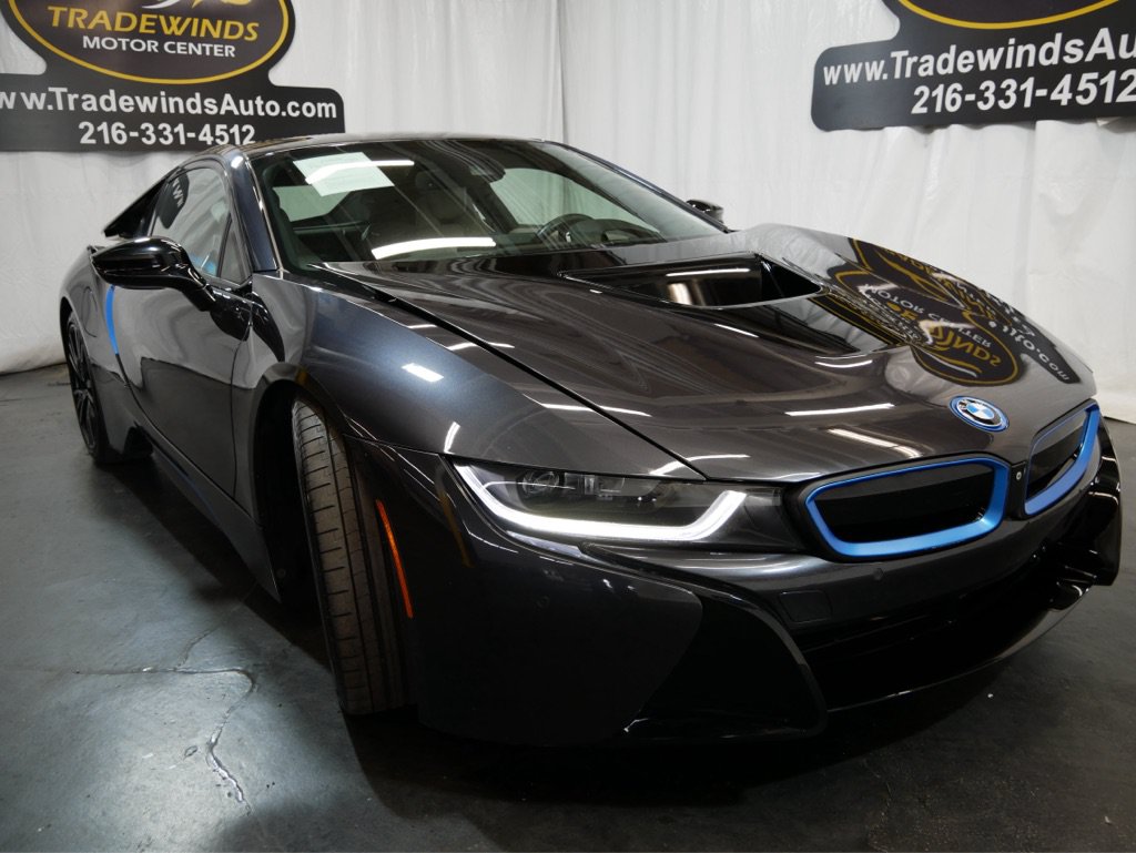 Used 2015 BMW i8 AWD/4WD image 1