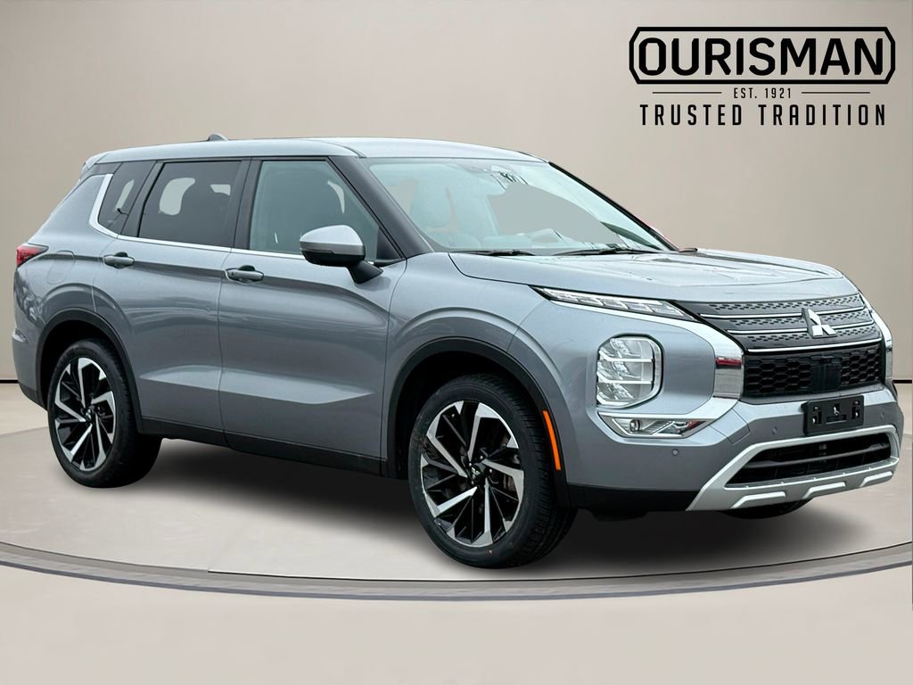 Used 2024 Mitsubishi Outlander SE video 1